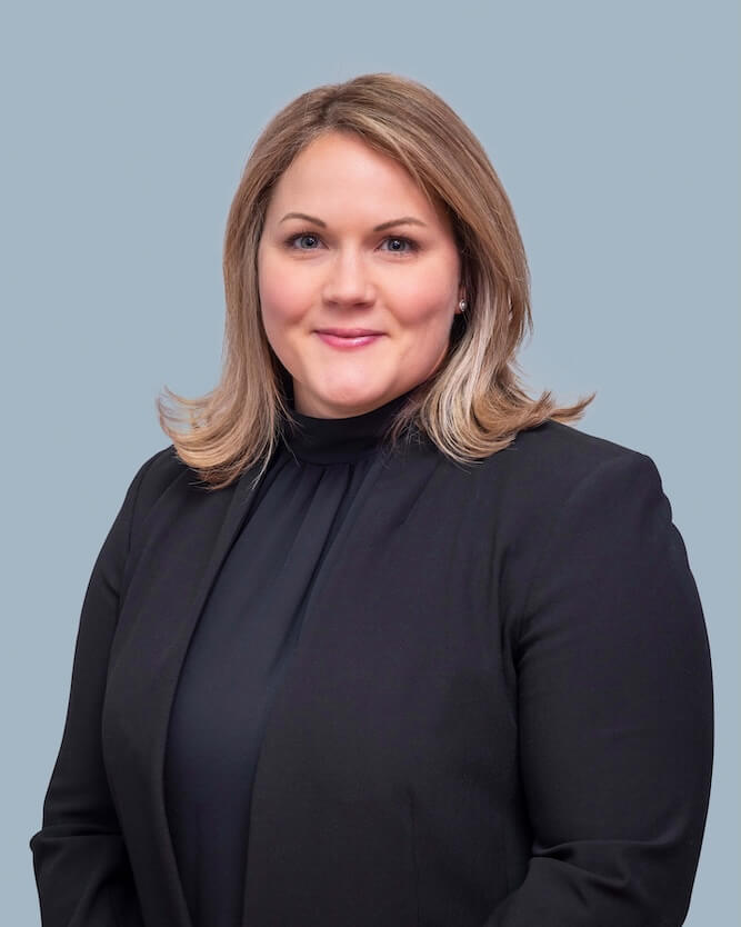 Carol Thompson headshot